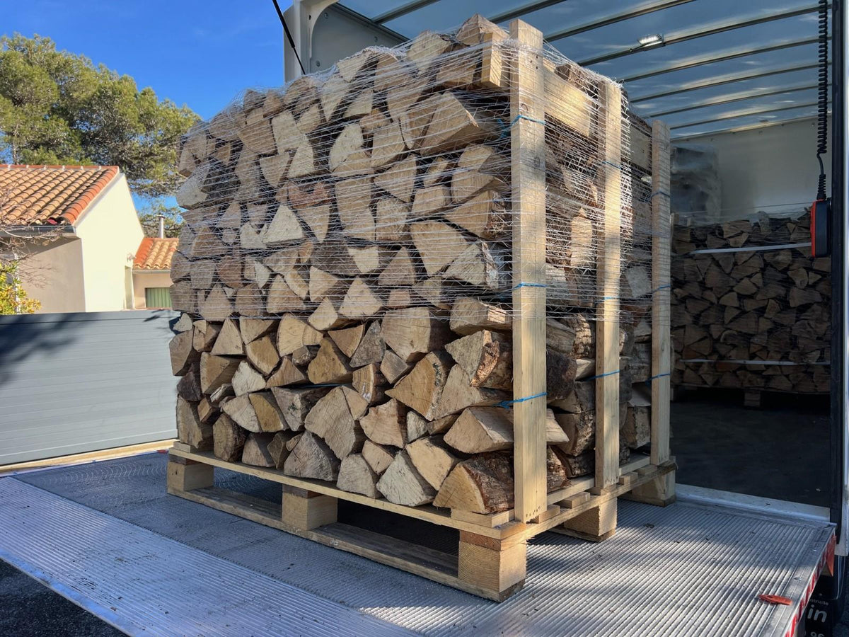 Bois de chauffage – Chêne, Hêtre, Charme, Frêne, Érable & Bois mélangé